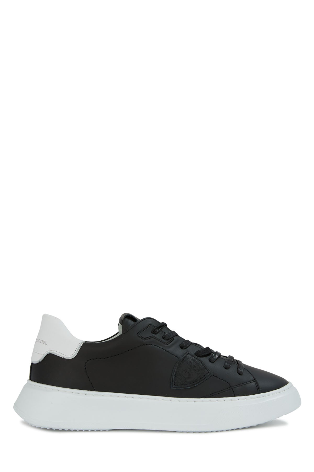 SNEAKERS_BTLU_V002_V002_Image_1
