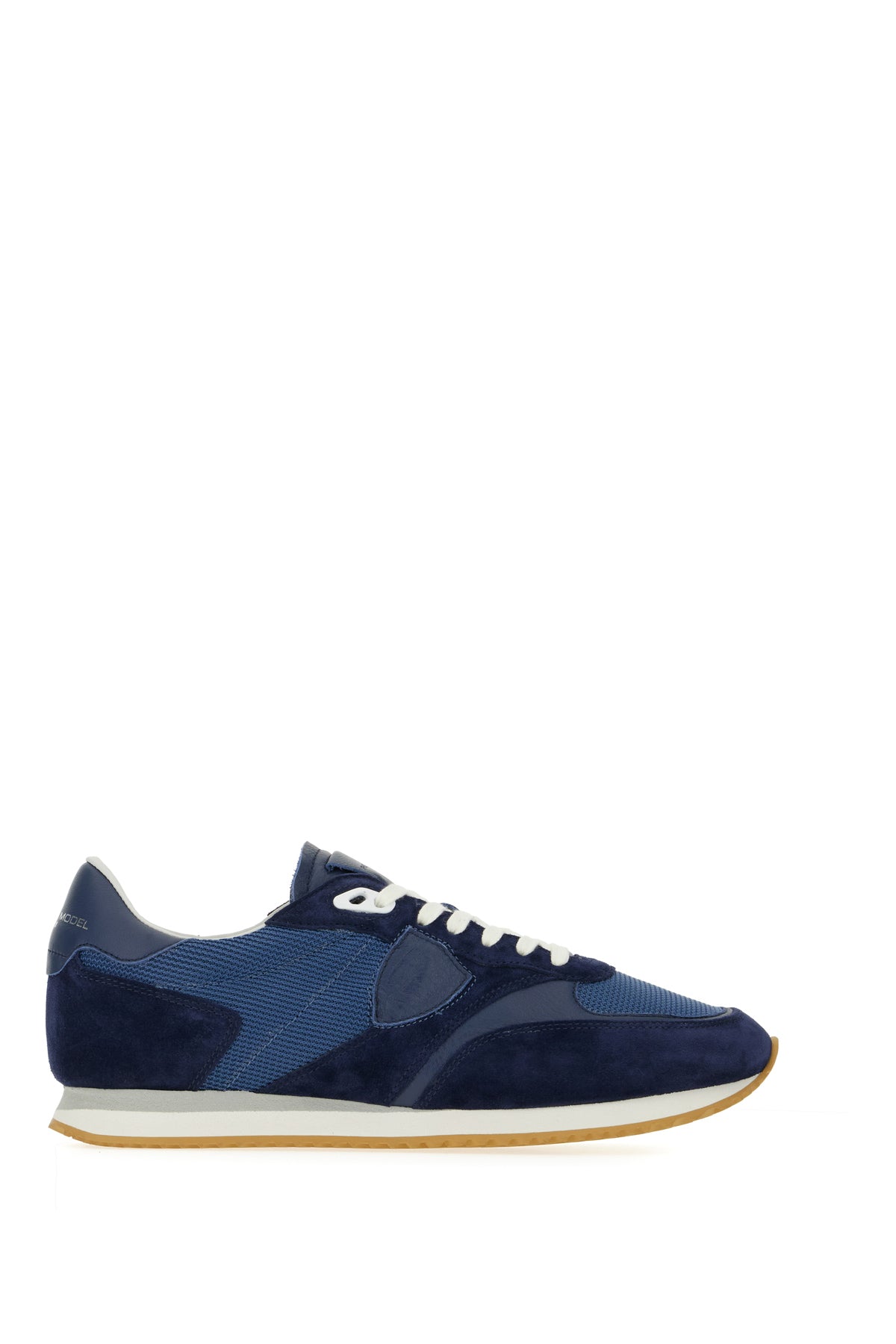 SNEAKERS_BVLU_W012_Image_1