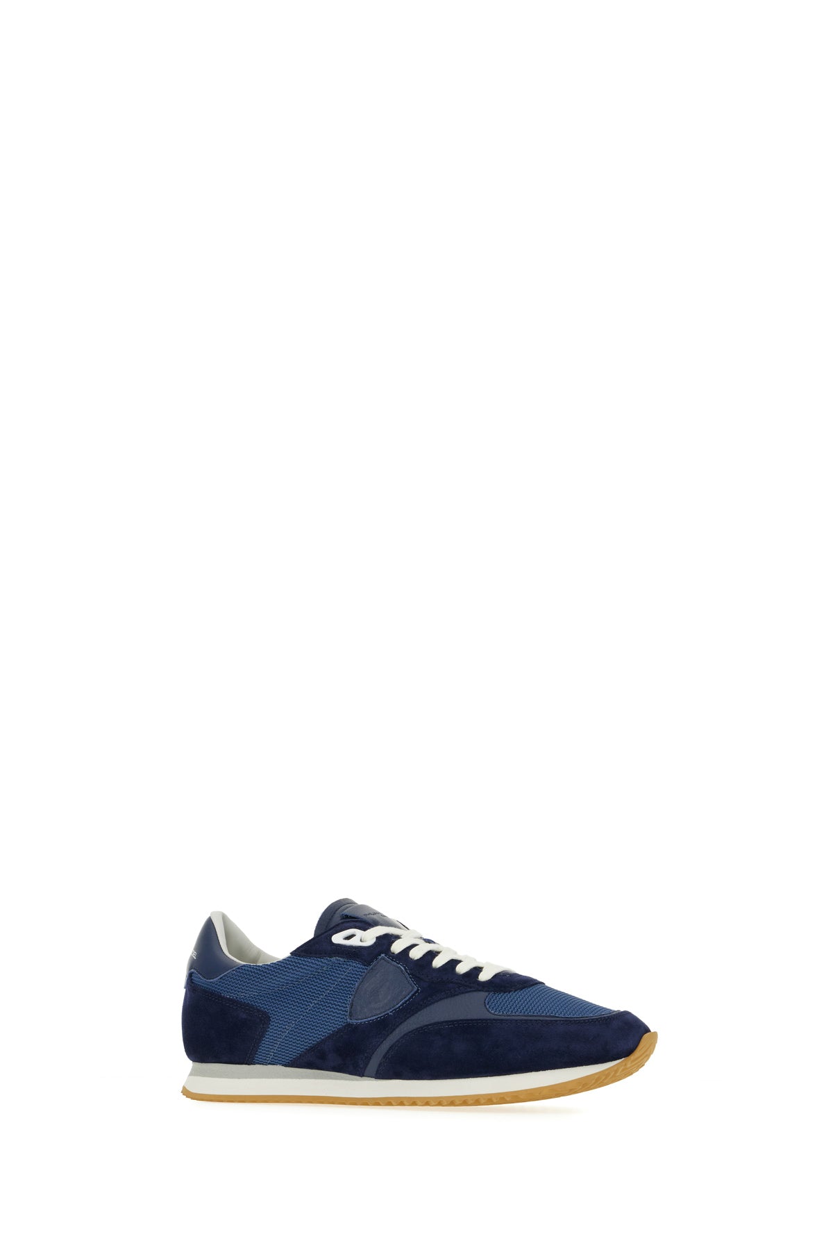SNEAKERS_BVLU_W012_Image_2