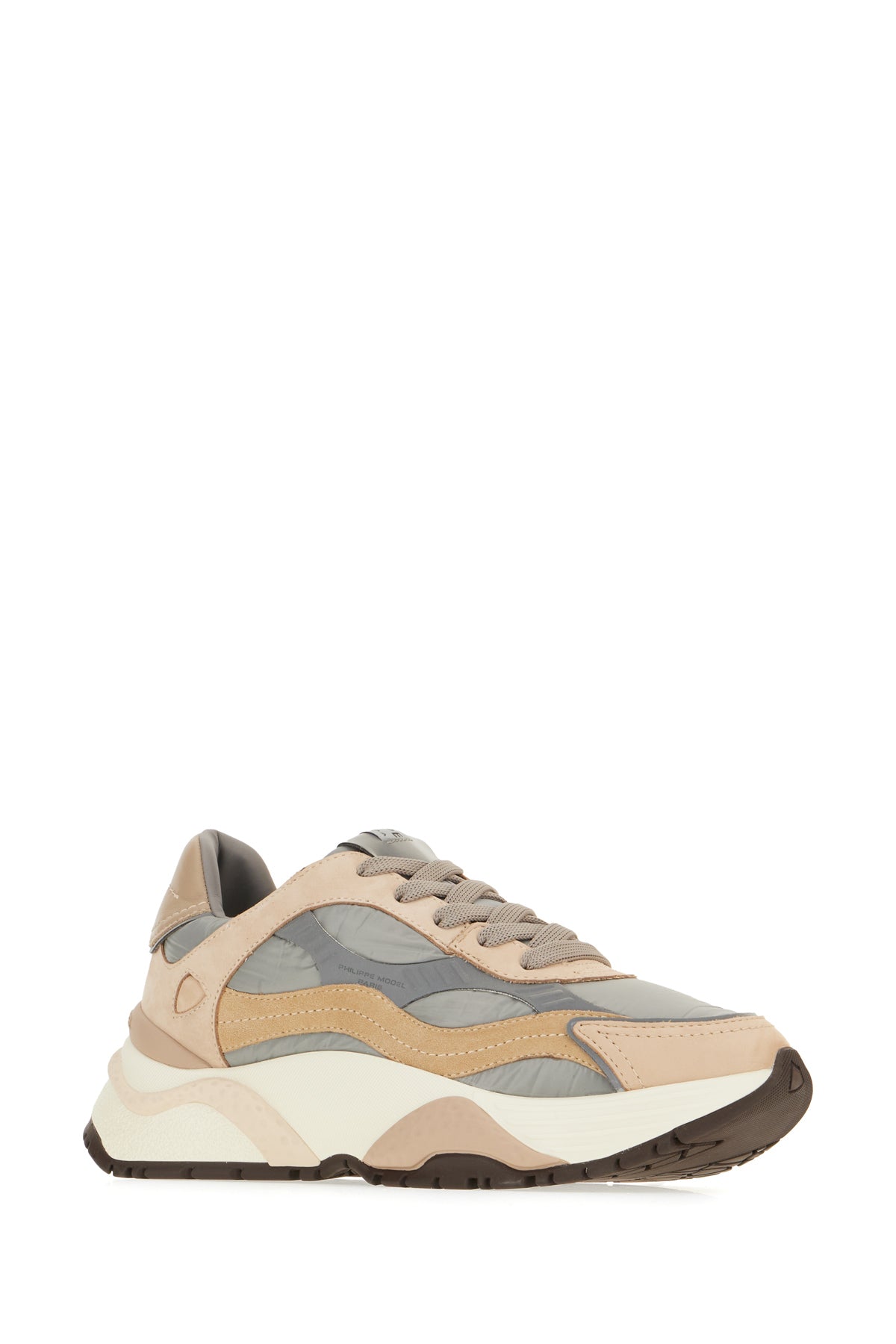 SNEAKERS_BZLD_DV01_Image_2