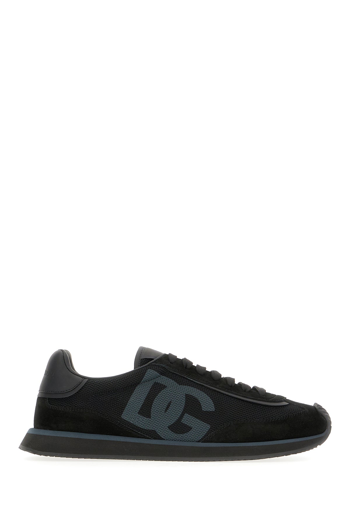 SNEAKERS_CS2288A5355_8B956_Image_1