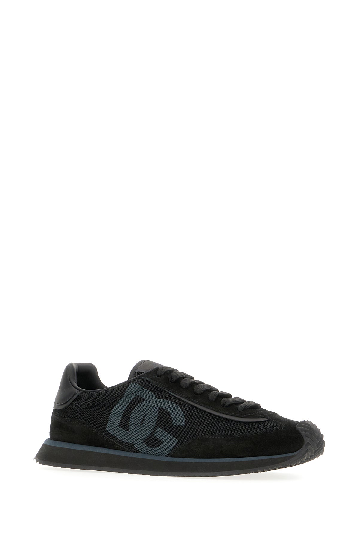 SNEAKERS_CS2288A5355_8B956_Image_2