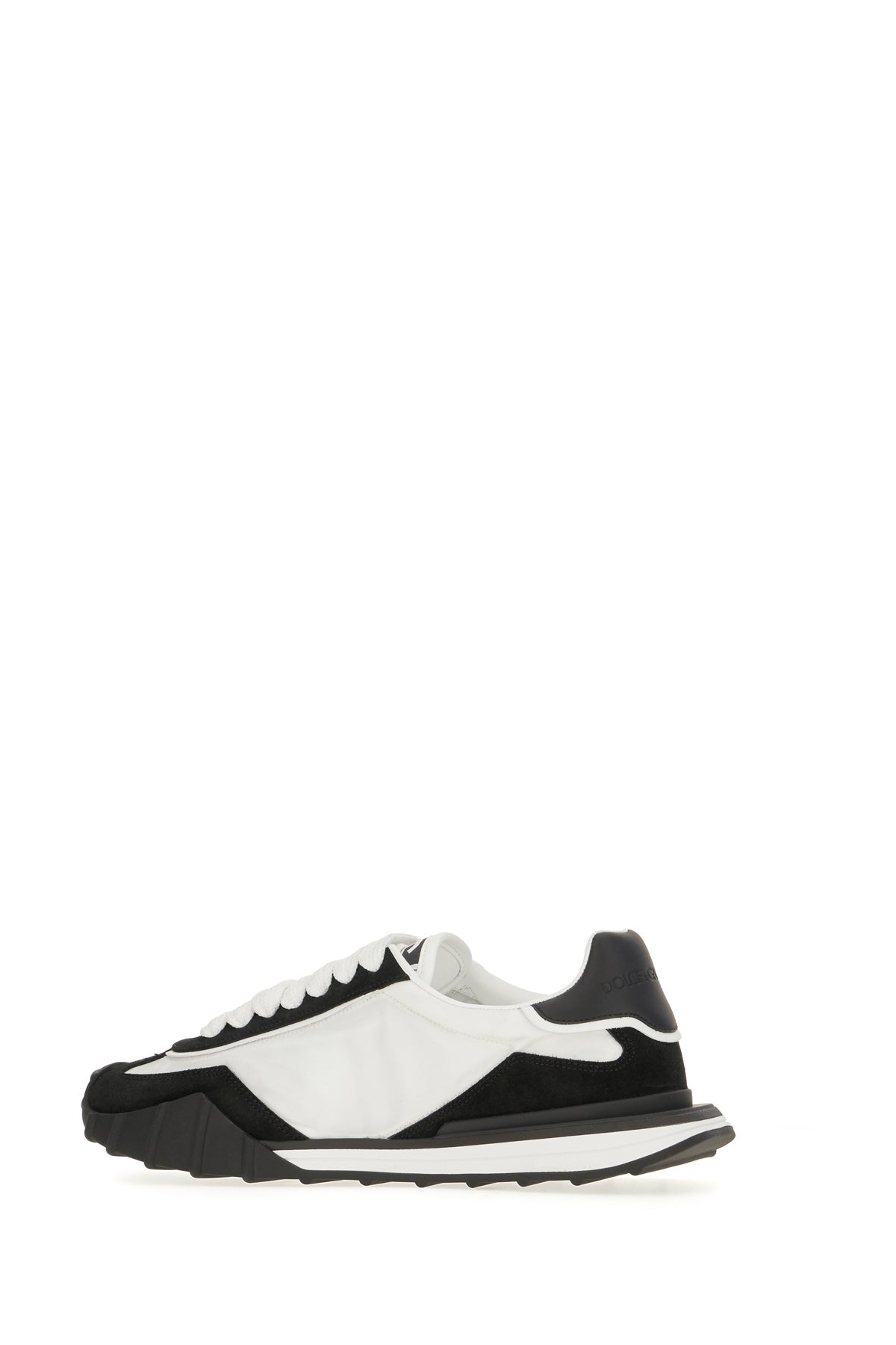 SNEAKERS_CS2384A0136_89697_Image_3