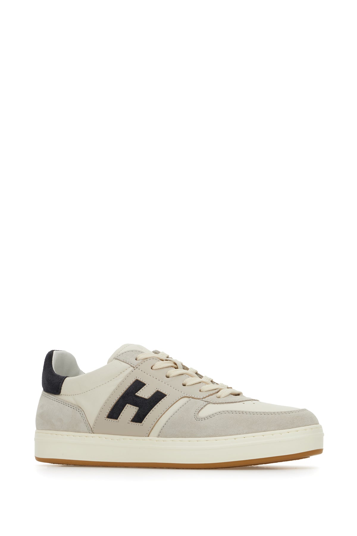 SNEAKERS_HXM6680FZ00UHC_687N_Image_2