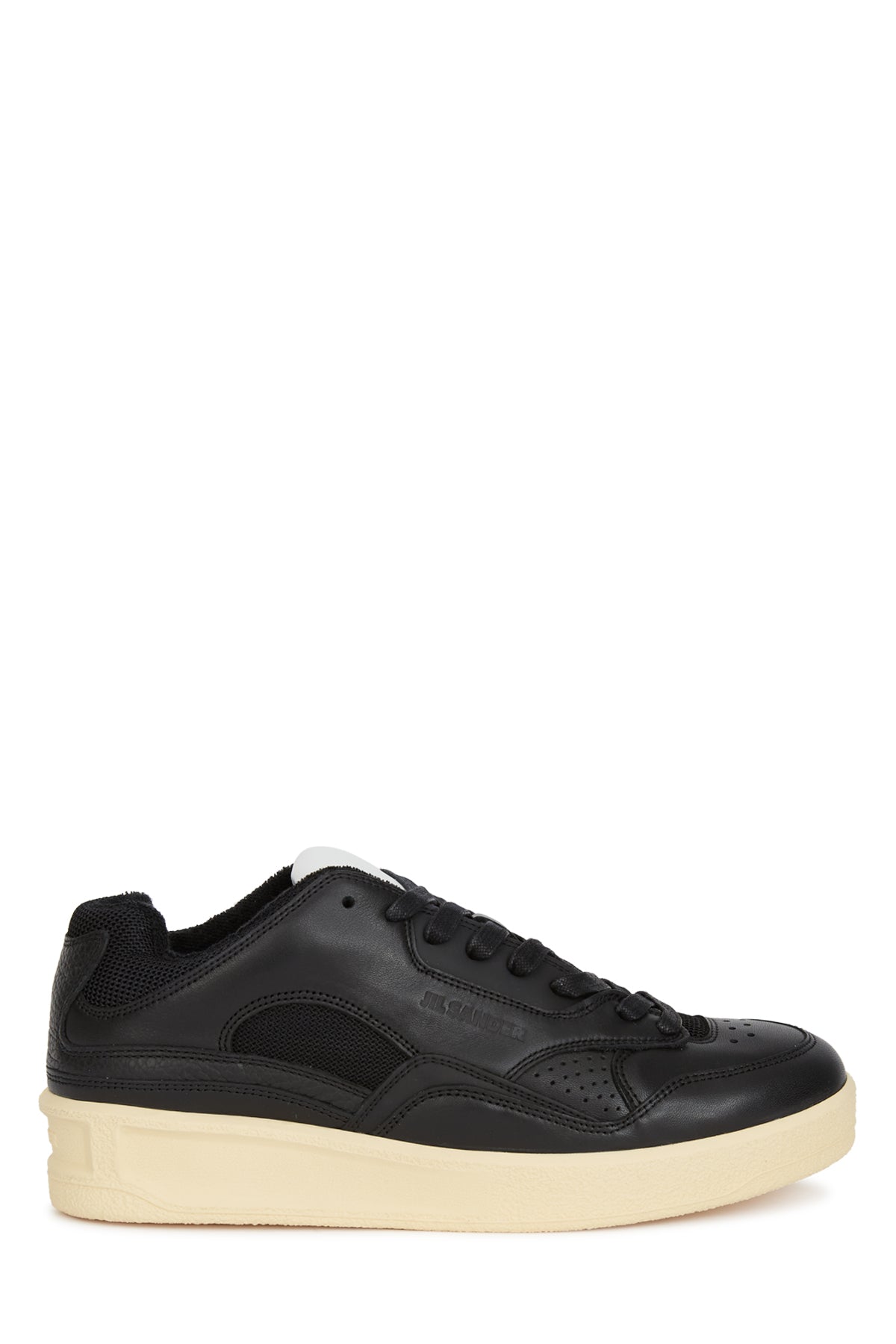 SNEAKERS_J15WS0006P4869_001_Image_1