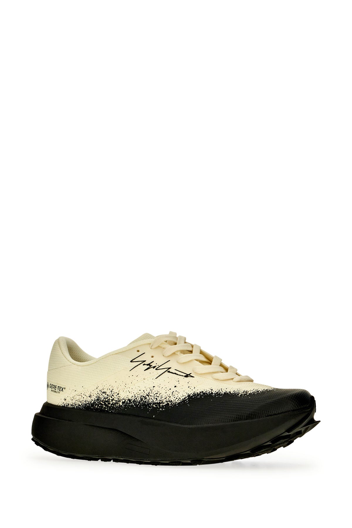 SNEAKERS_KI7882_OFF_WHITE_BLACK_Image_2