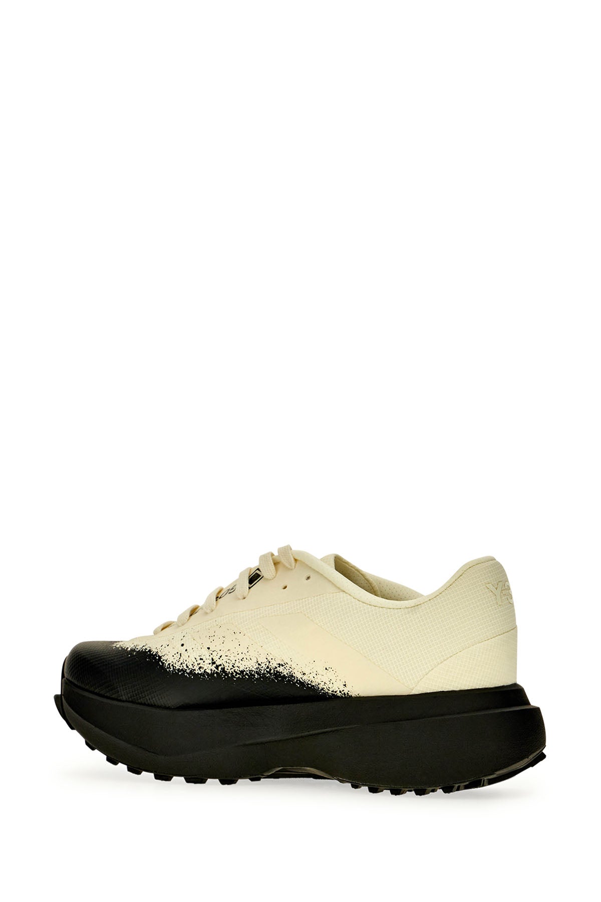 SNEAKERS_KI7882_OFF_WHITE_BLACK_Image_3