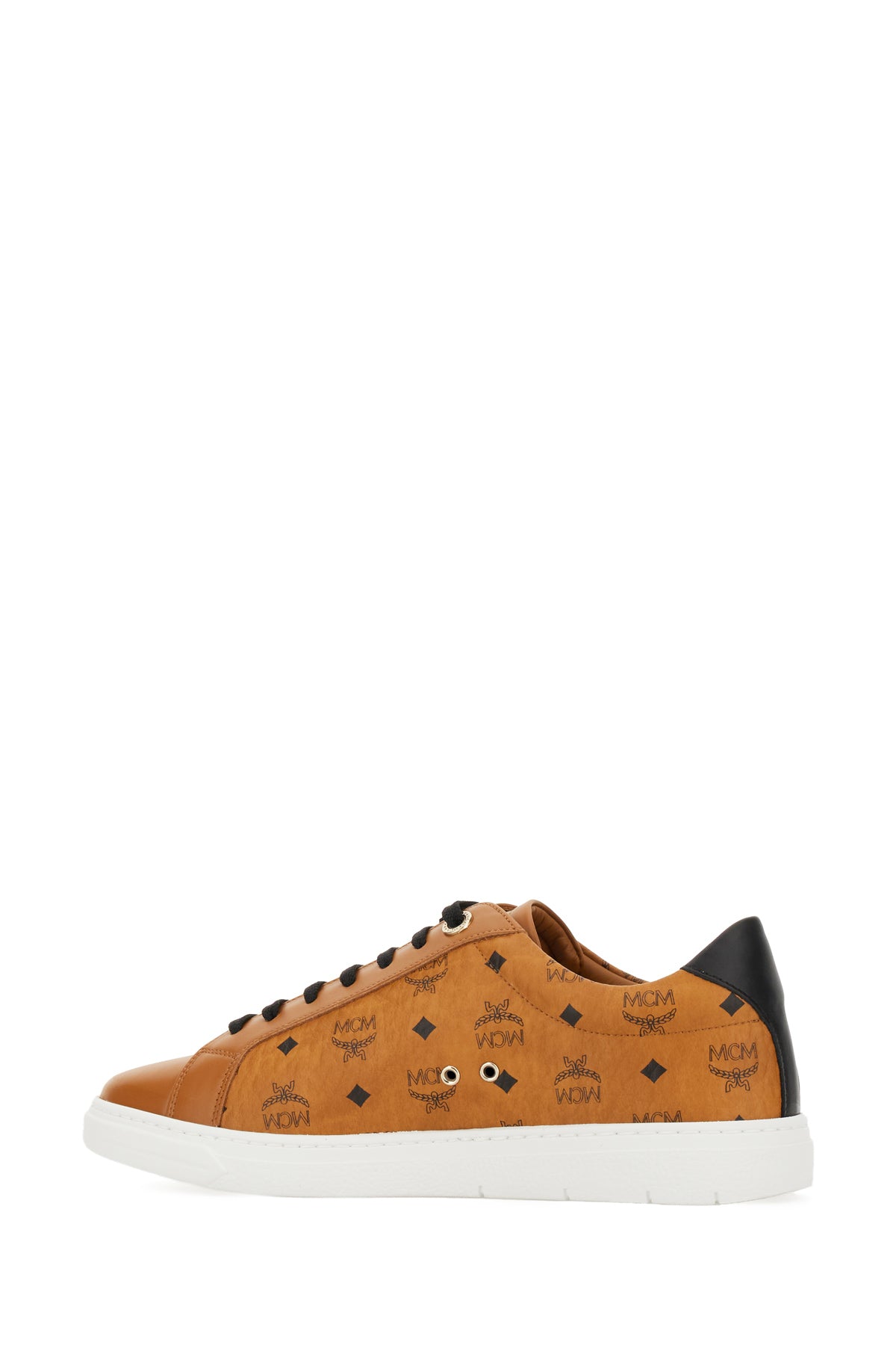 SNEAKERS_MESDATD03_CO_Image_3