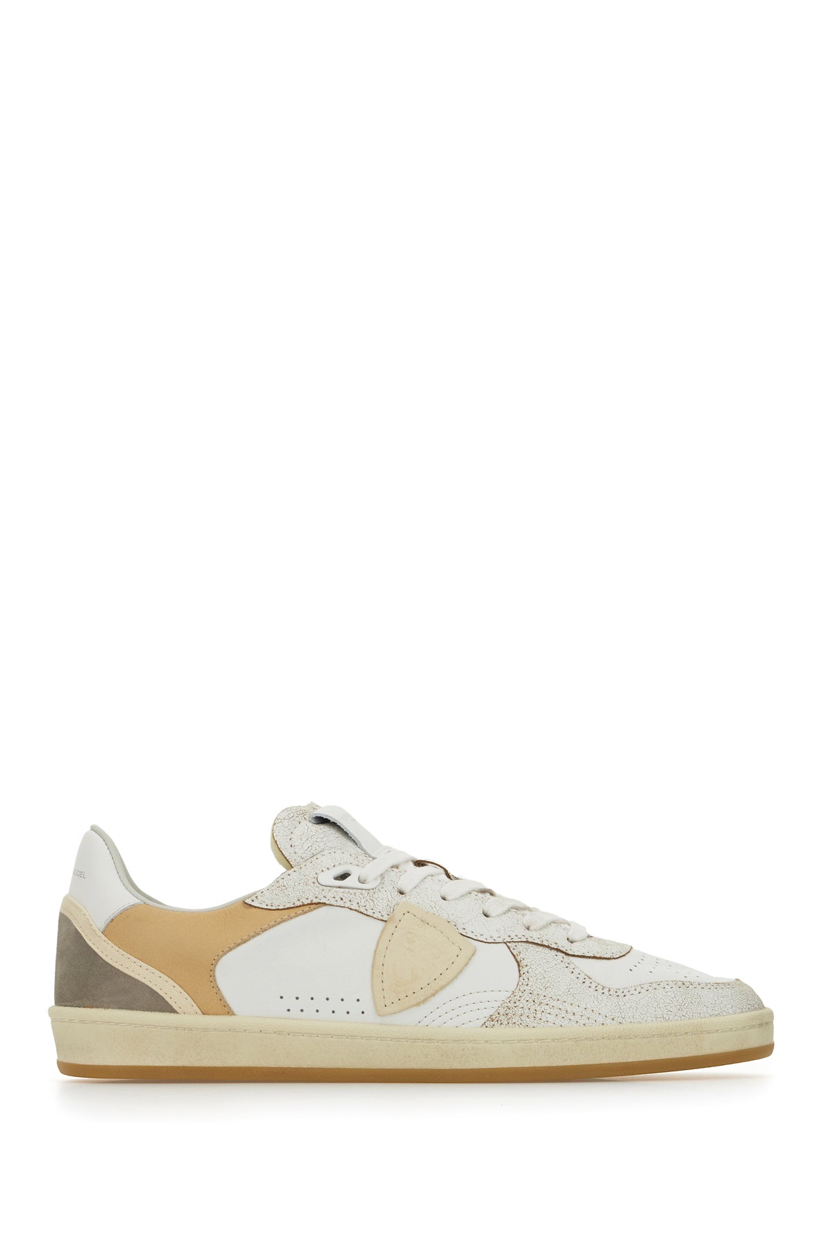 SNEAKERS_PGLU_VC01_Image_1