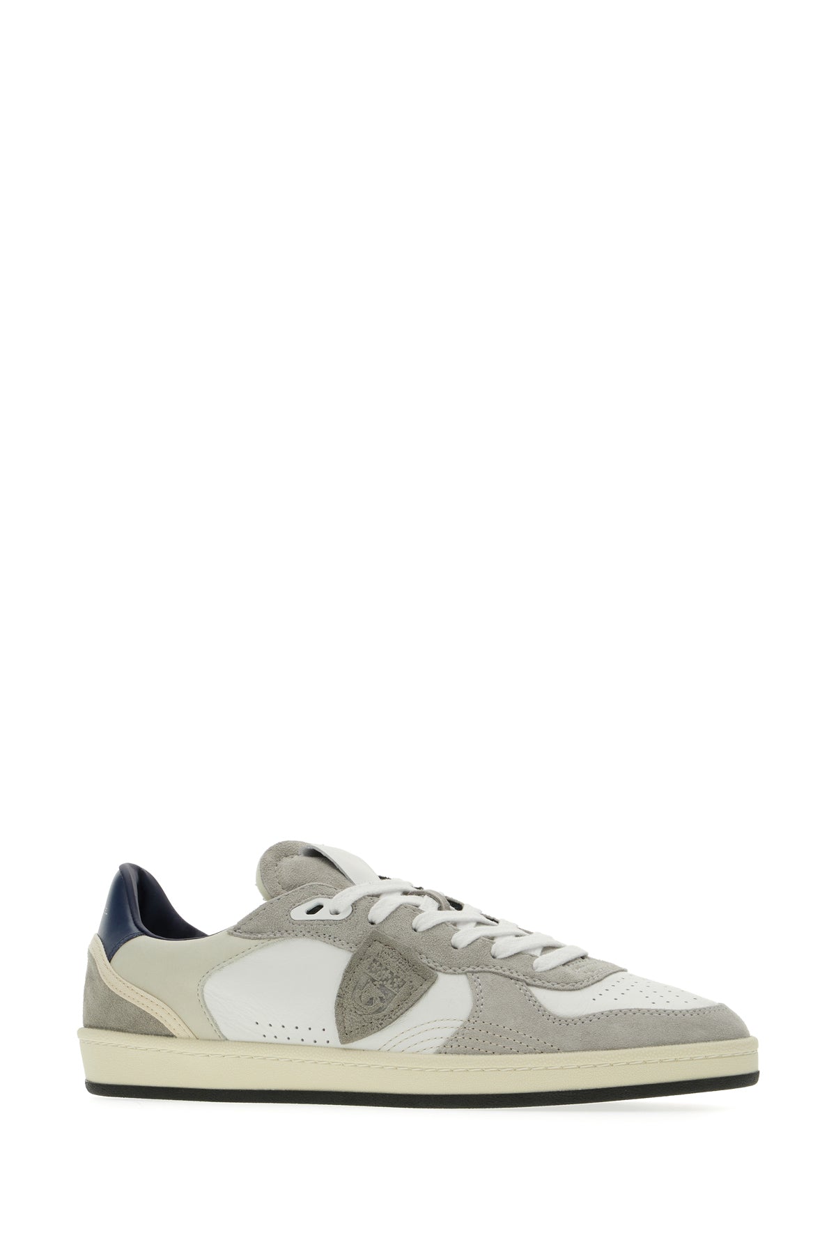 SNEAKERS_PGLU_VD02_Image_2