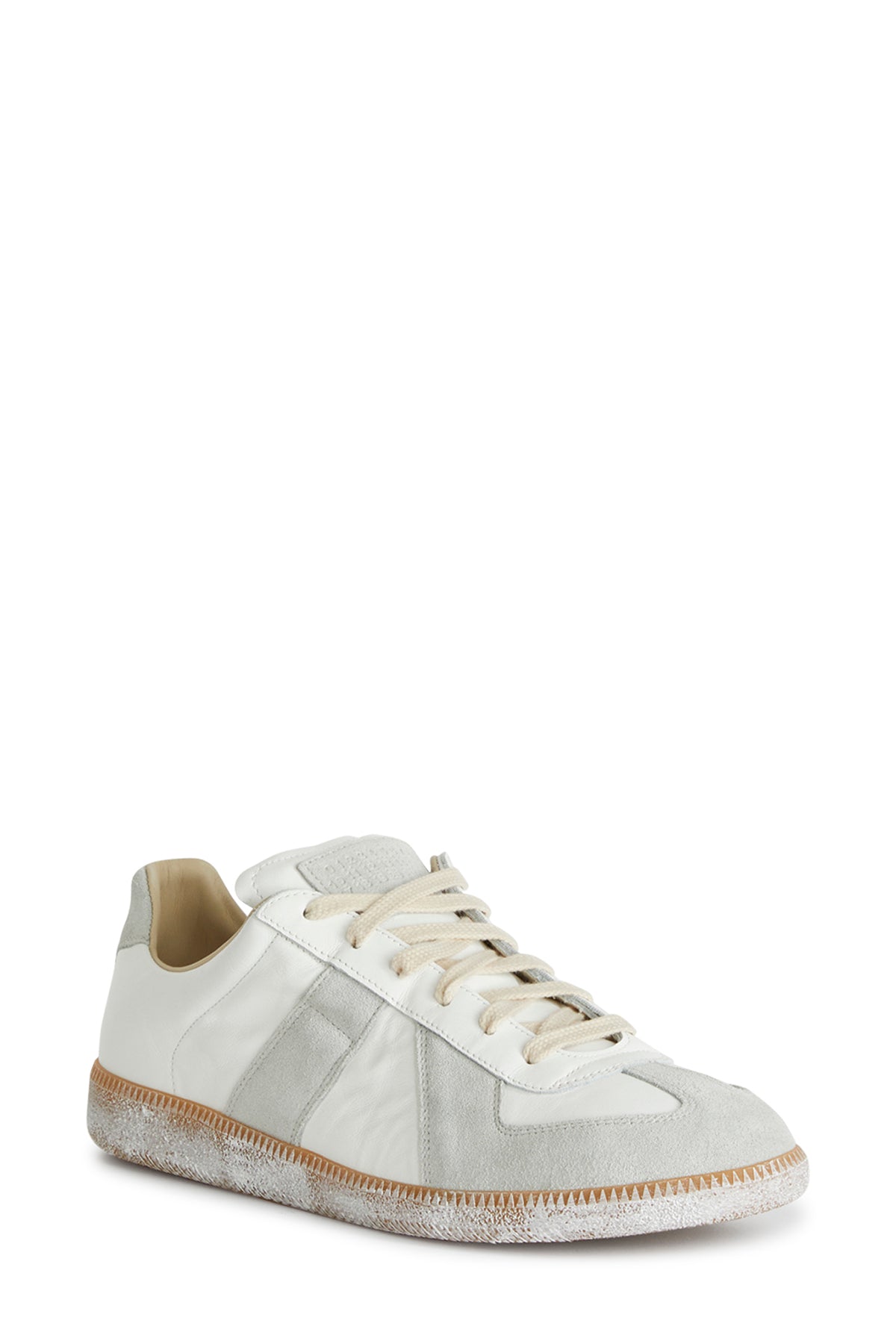 SNEAKERS_S37WS0562P3724_H8339_Image_2