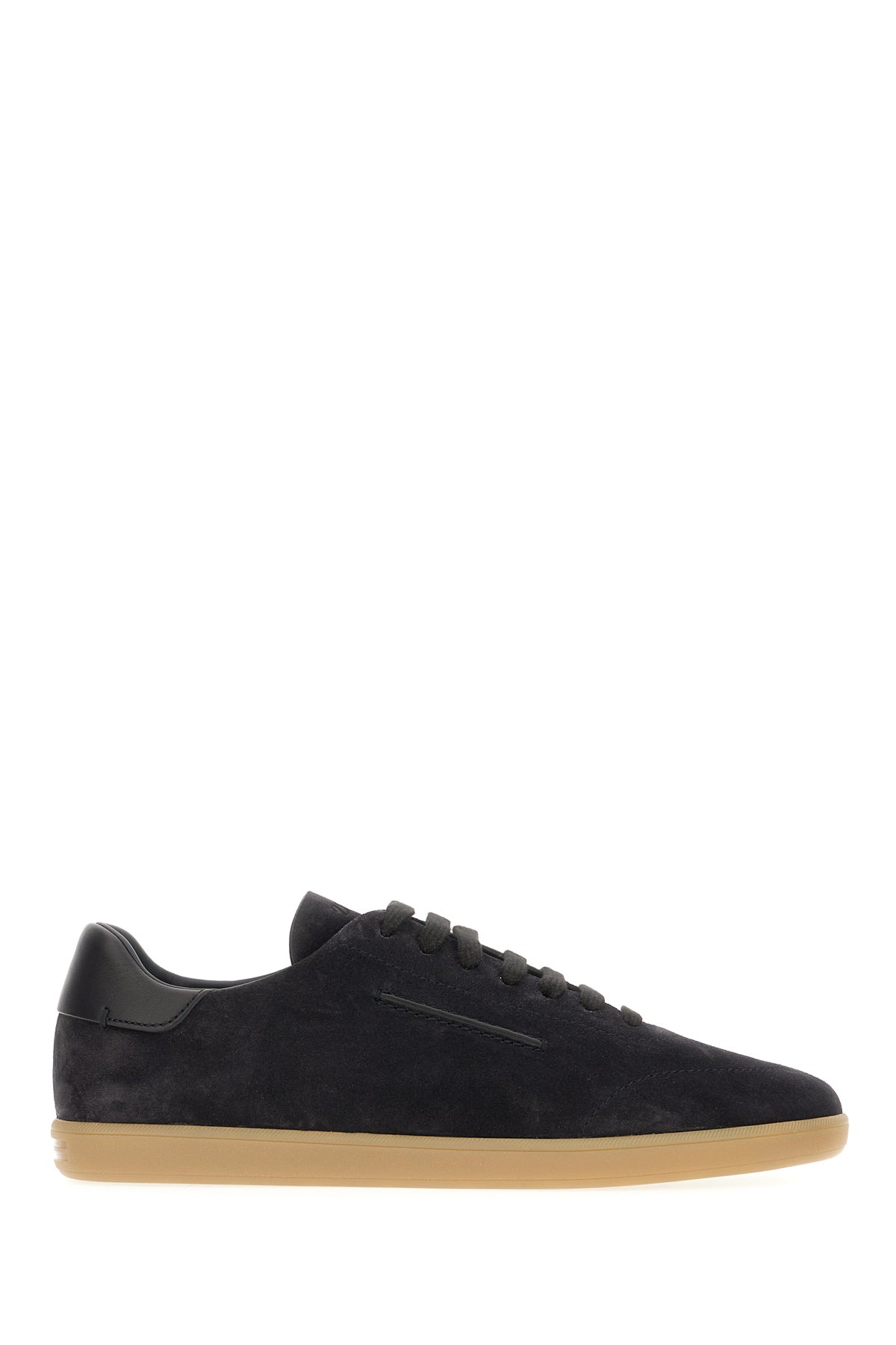 SNEAKERS_S8218ZLHSOY_NYT_Image_1