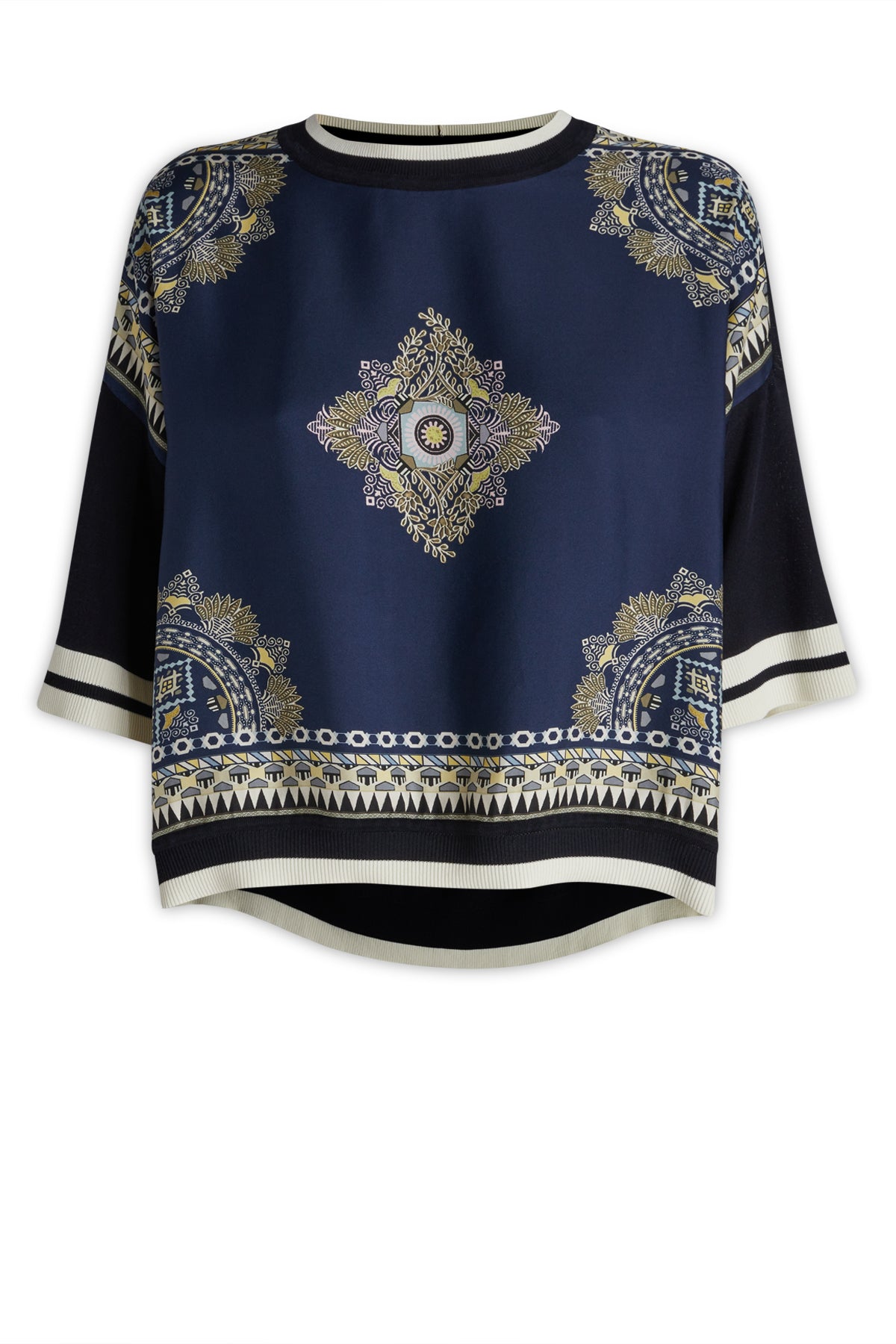 T-SHIRT_127059768_0200_Image_1