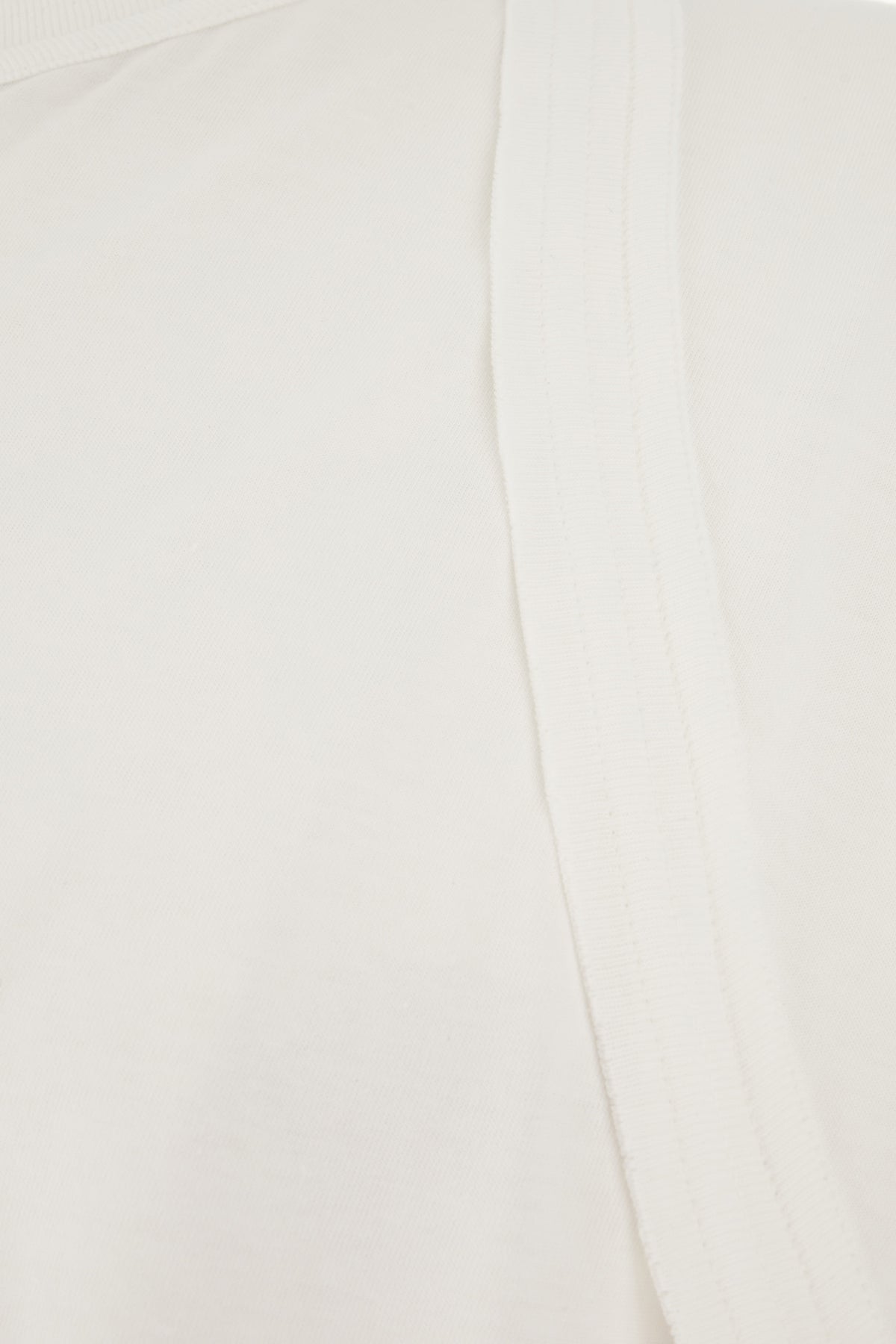 T-SHIRT_770850QXAAE_9000_Image_3