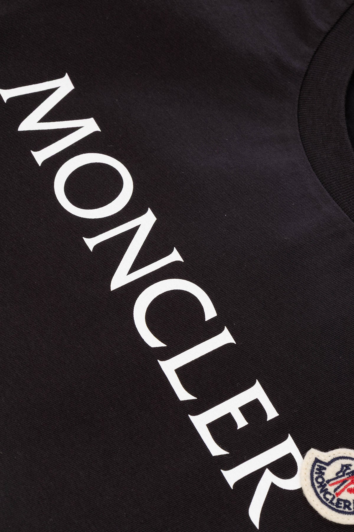 T-SHIRT_8C0001089AFV_999_Image_3