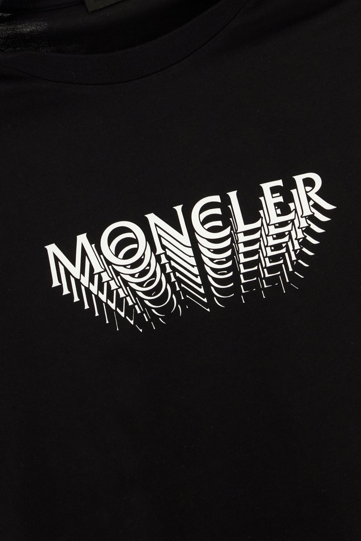 T-SHIRT_8C0002289AYW_999_Image_3