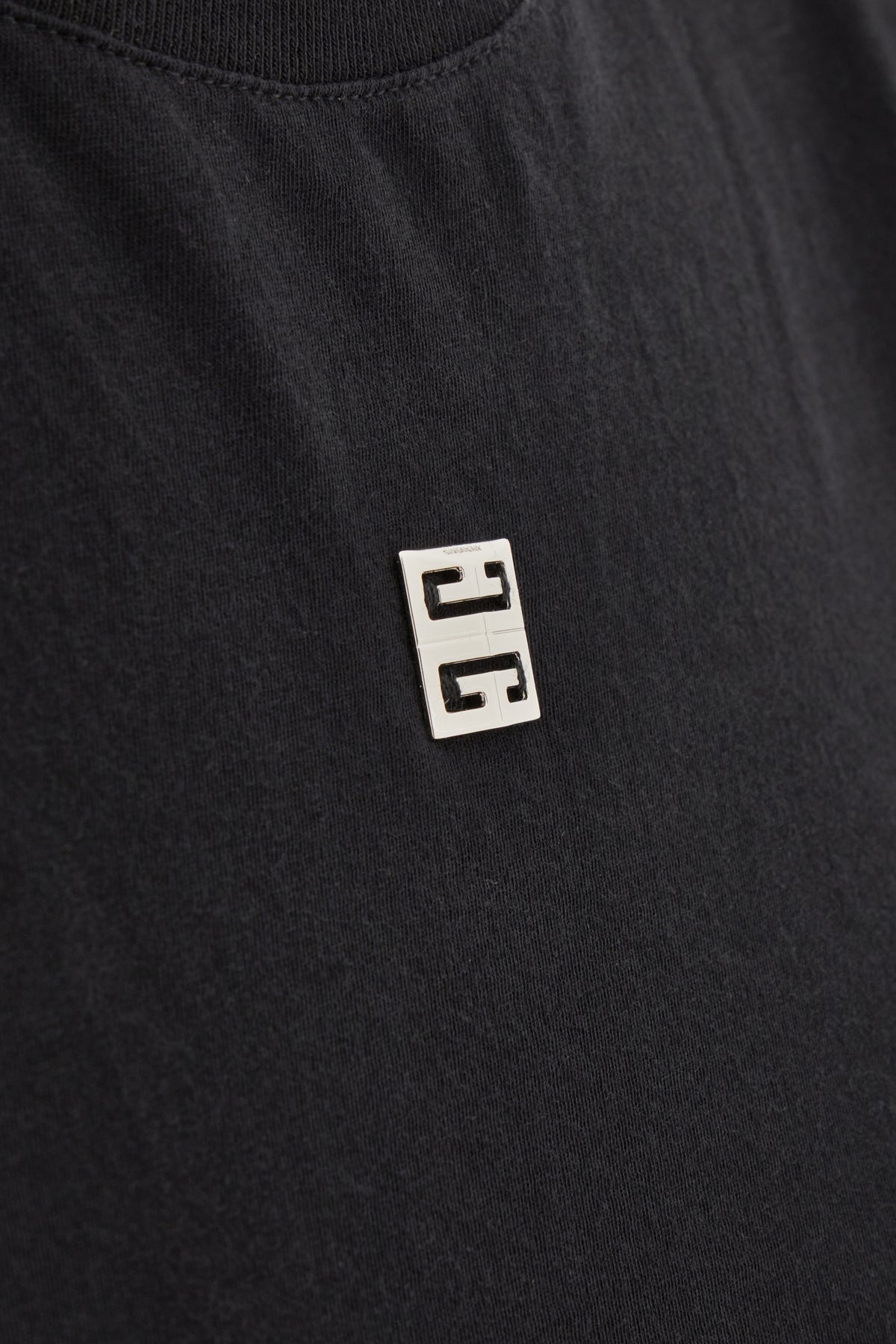 T-SHIRT_BW70DS3YJ2_001_Image_3