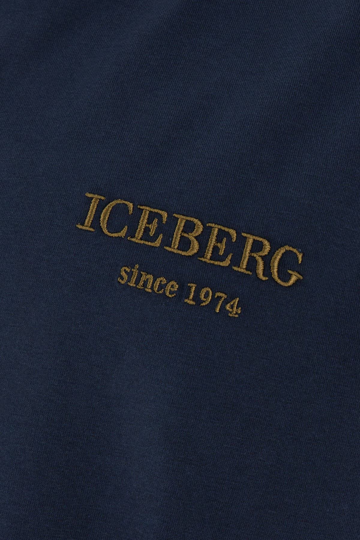 T-SHIRT_F026_6327_6693_Image_3