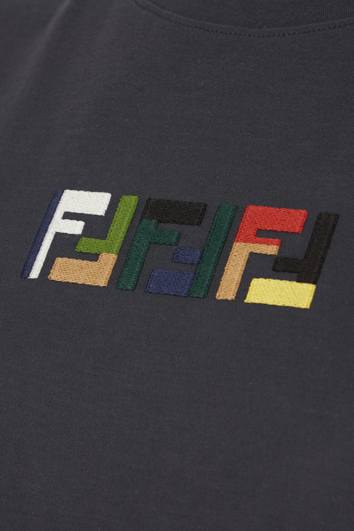 T-SHIRT_FY1319AU1M_F0QN0_Image_3