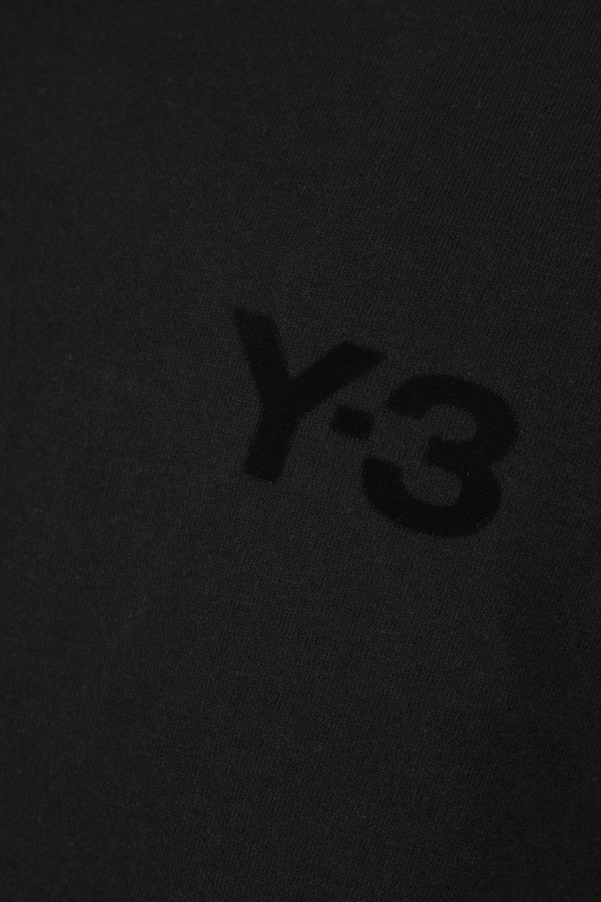 T-SHIRT_KQ8600_BLACK_Image_3