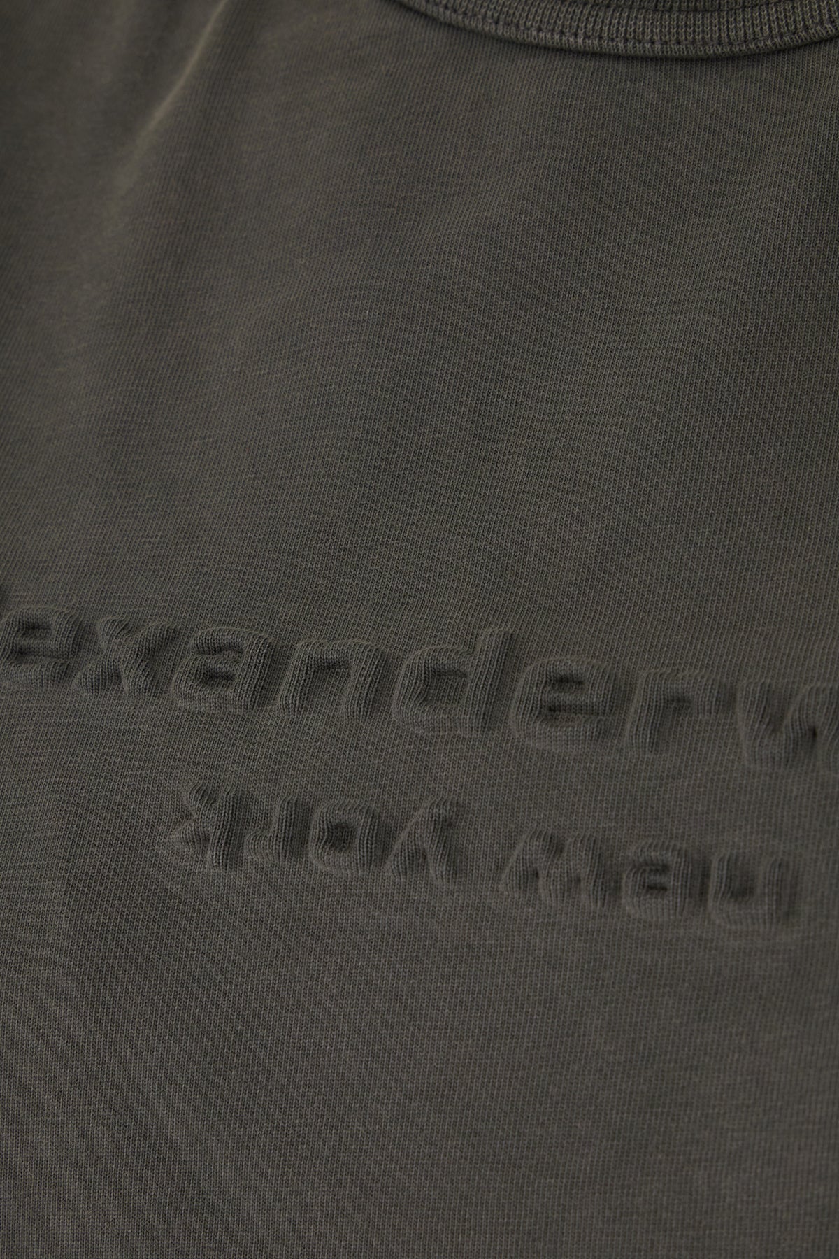 T-SHIRT_UCC1241698_094A_Image_3