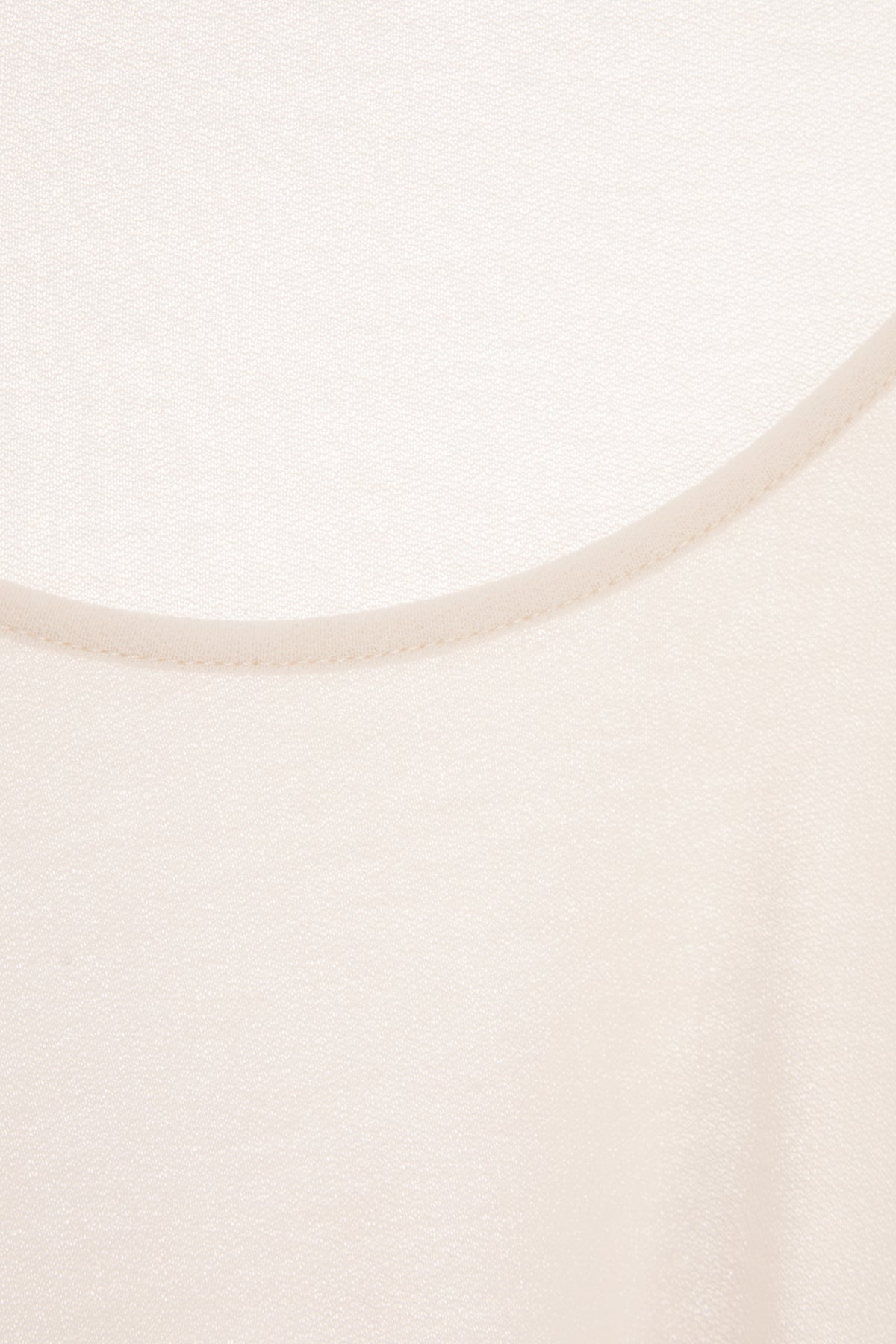 T-SHIRT_UTK033JE0061_193_Image_3