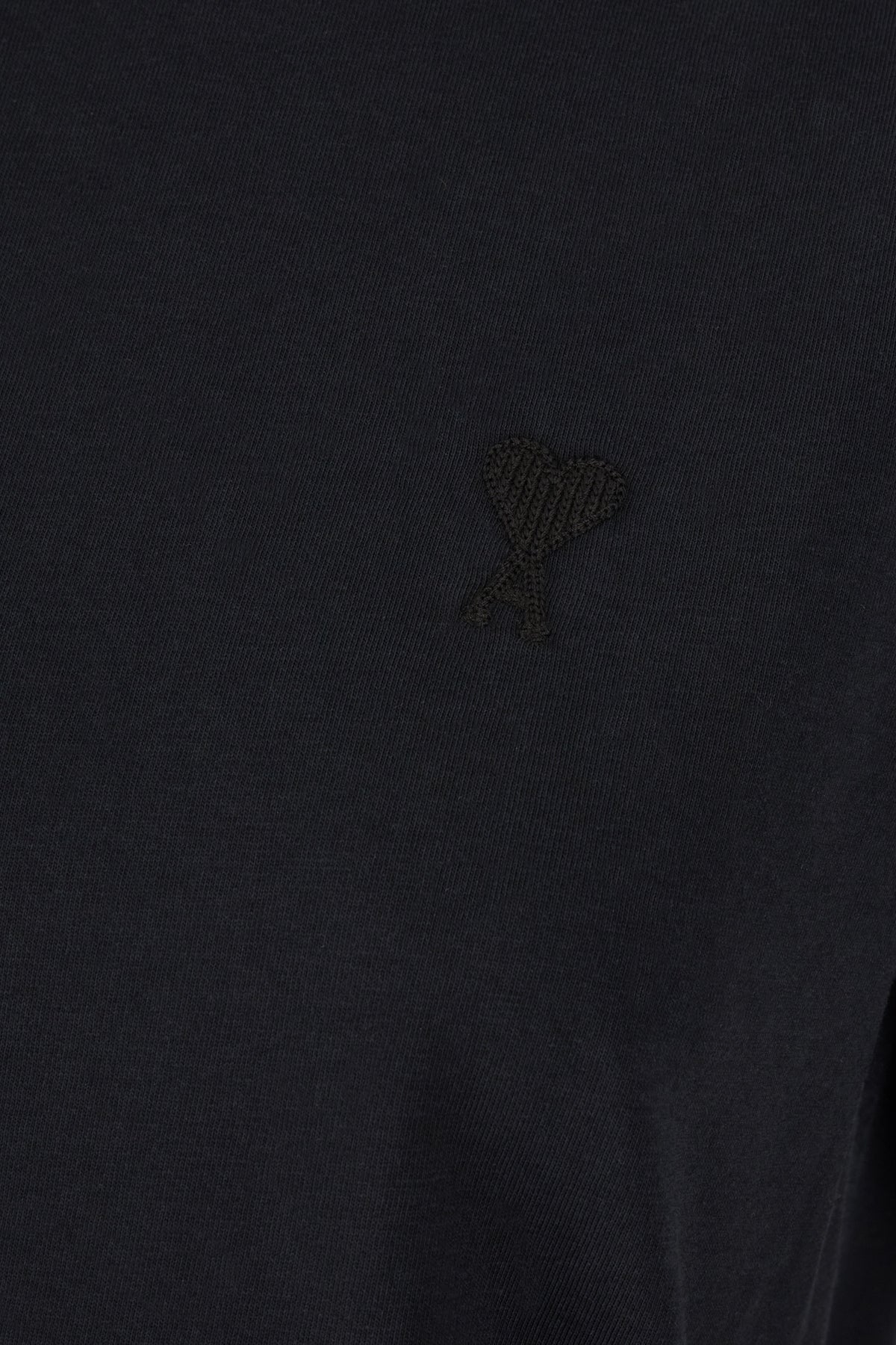T-SHIRT_UTS003724_001_Image_3