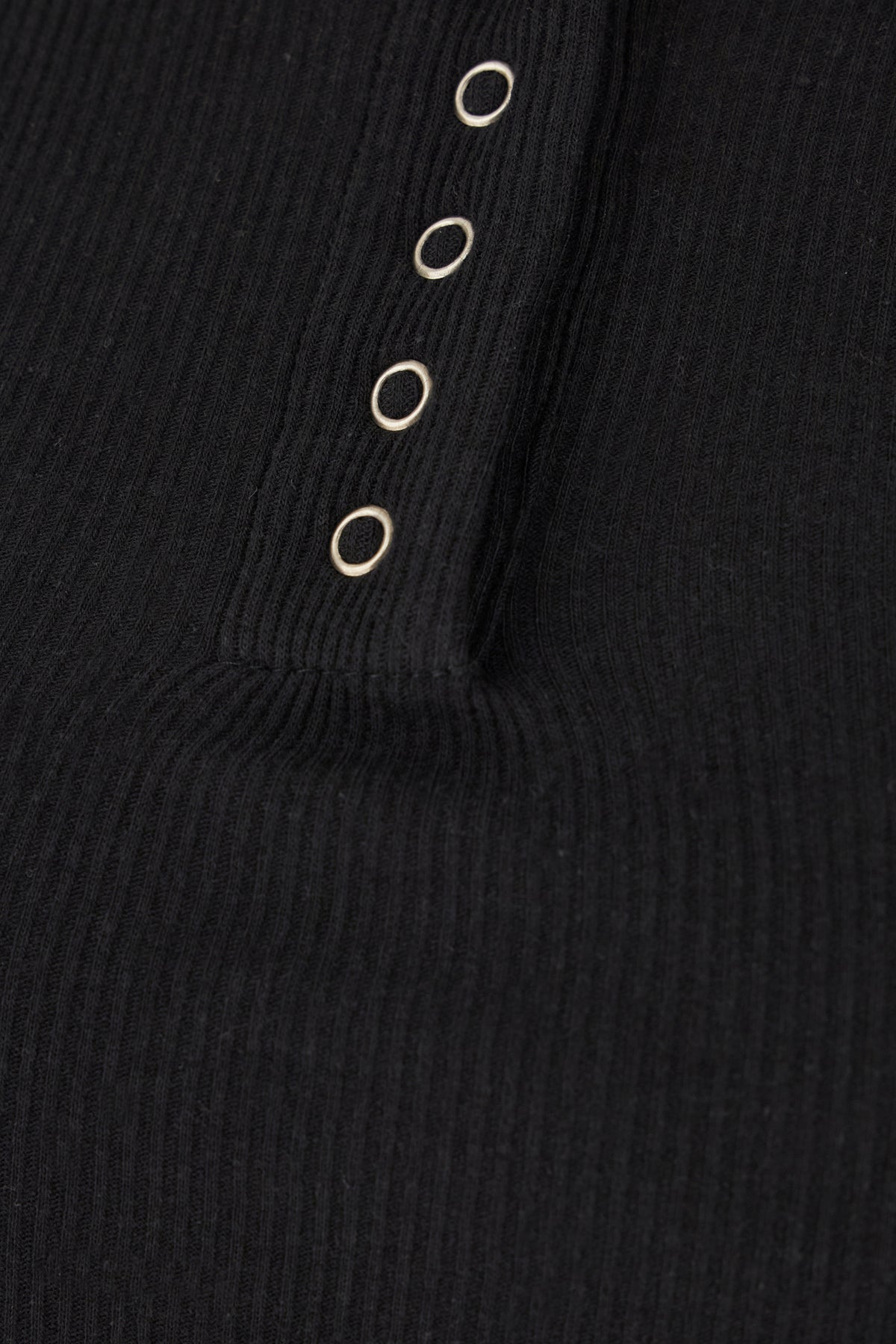 TOP_8730K635_BLK_Image_3