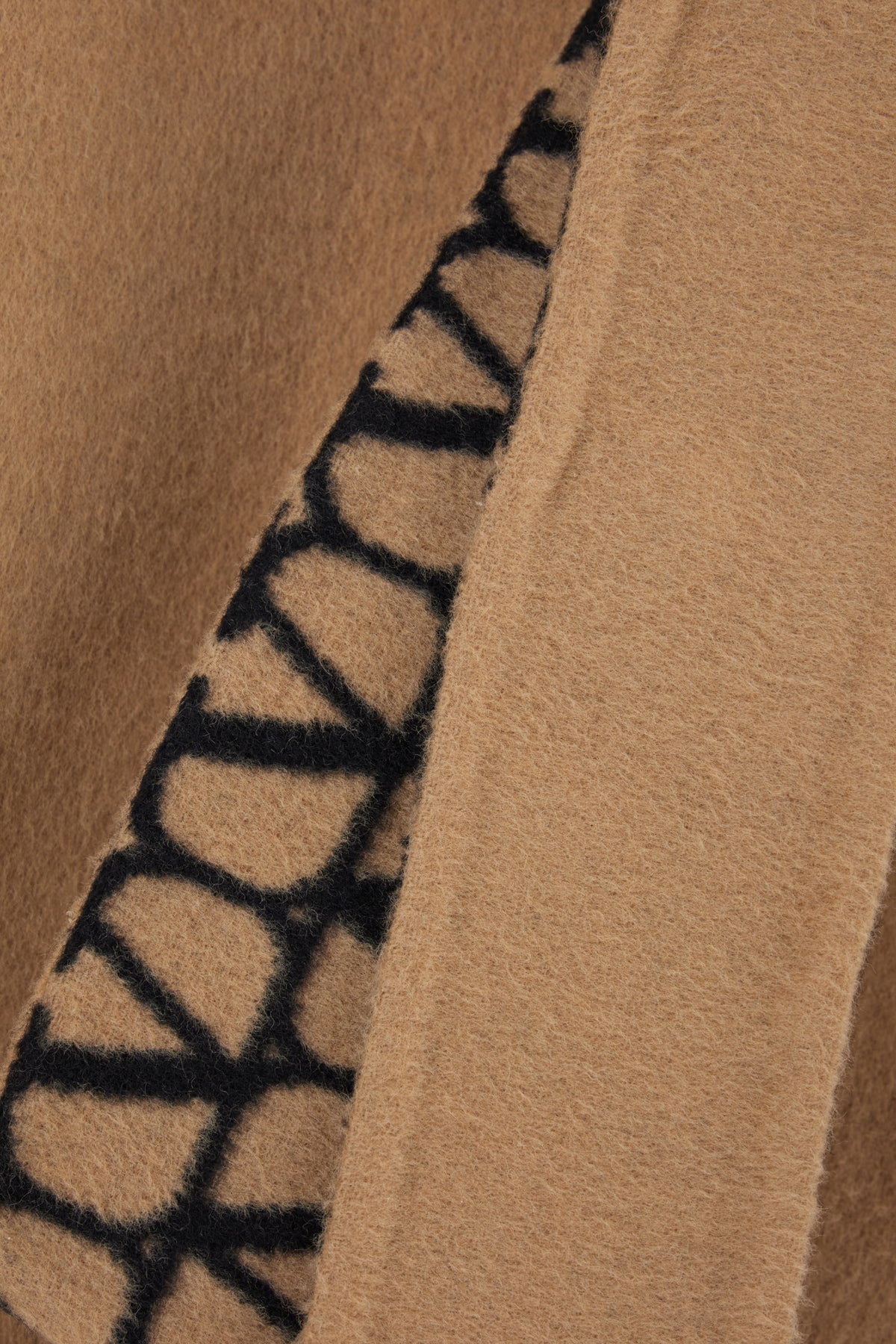 TRENCH_PARKA_3B3CA6P77YB_KFU_Image_3