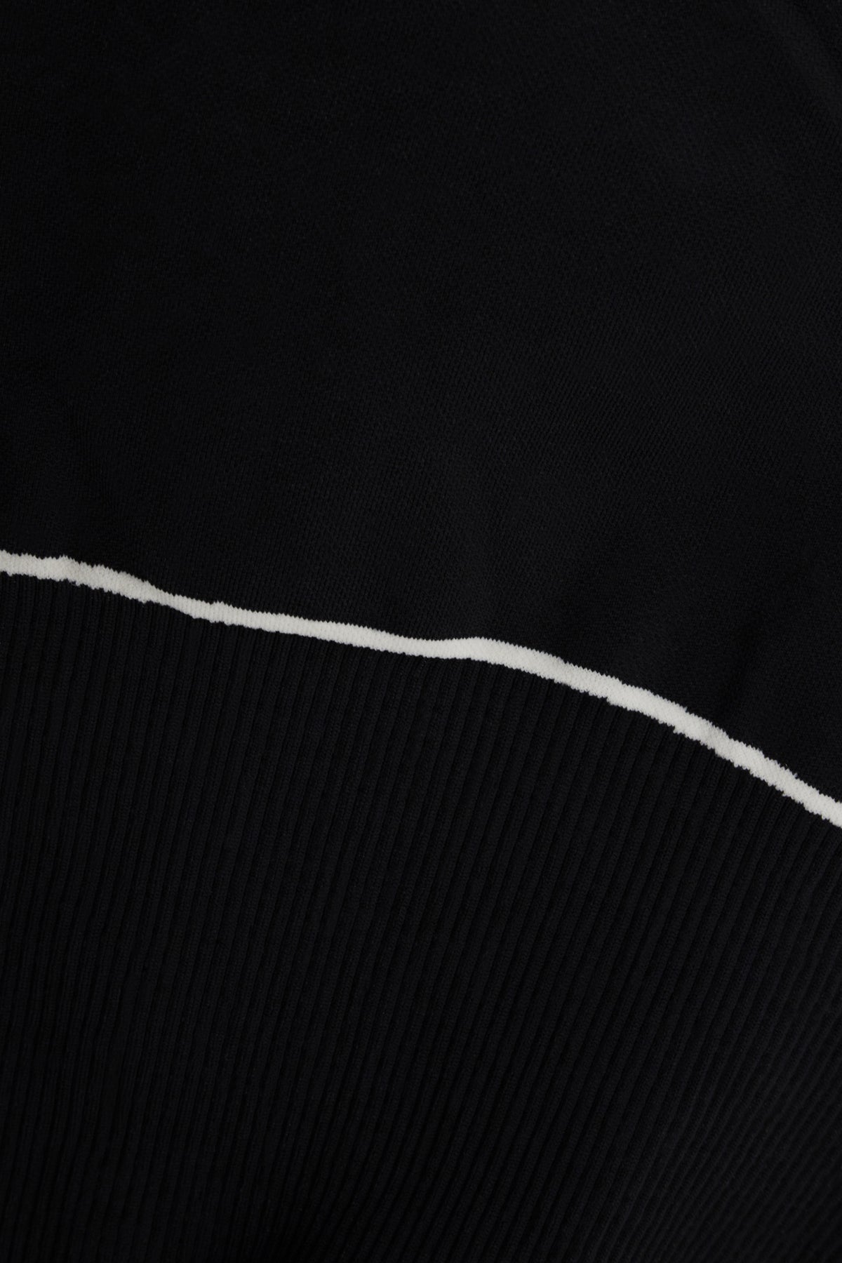 Top_in_nylon_elasticizzato_OWVO05MC99KNI001_1001_Image_3